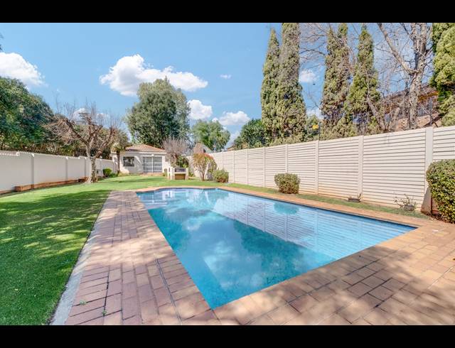2 BEDROOM APARTMENT FOR SALE IN WELTEVREDEN PARK